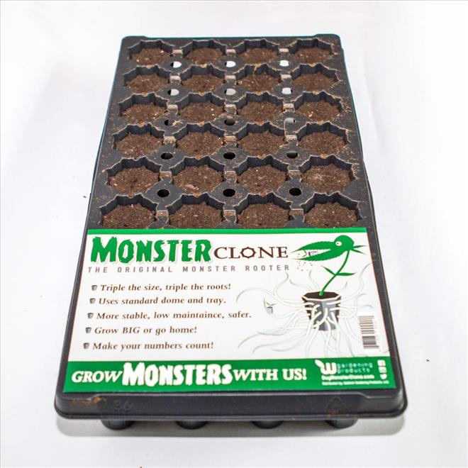 MonsterPlugTray